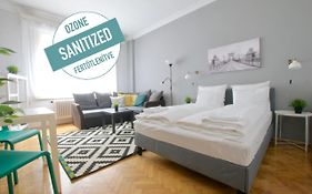 Standard Apartment By Hi5 - Asboth 15