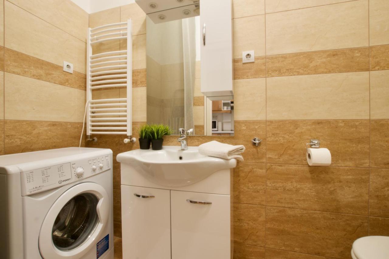 Standard Apartment By Hi5 - Asboth 15 Budapest Exteriör bild